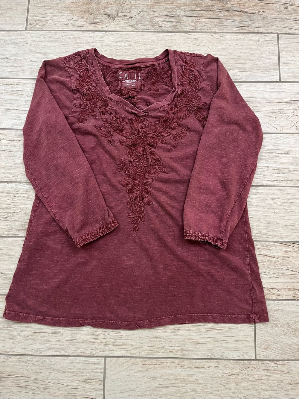Caite Women's Long-Sleeve Embroidered V-Neck Top - Wine